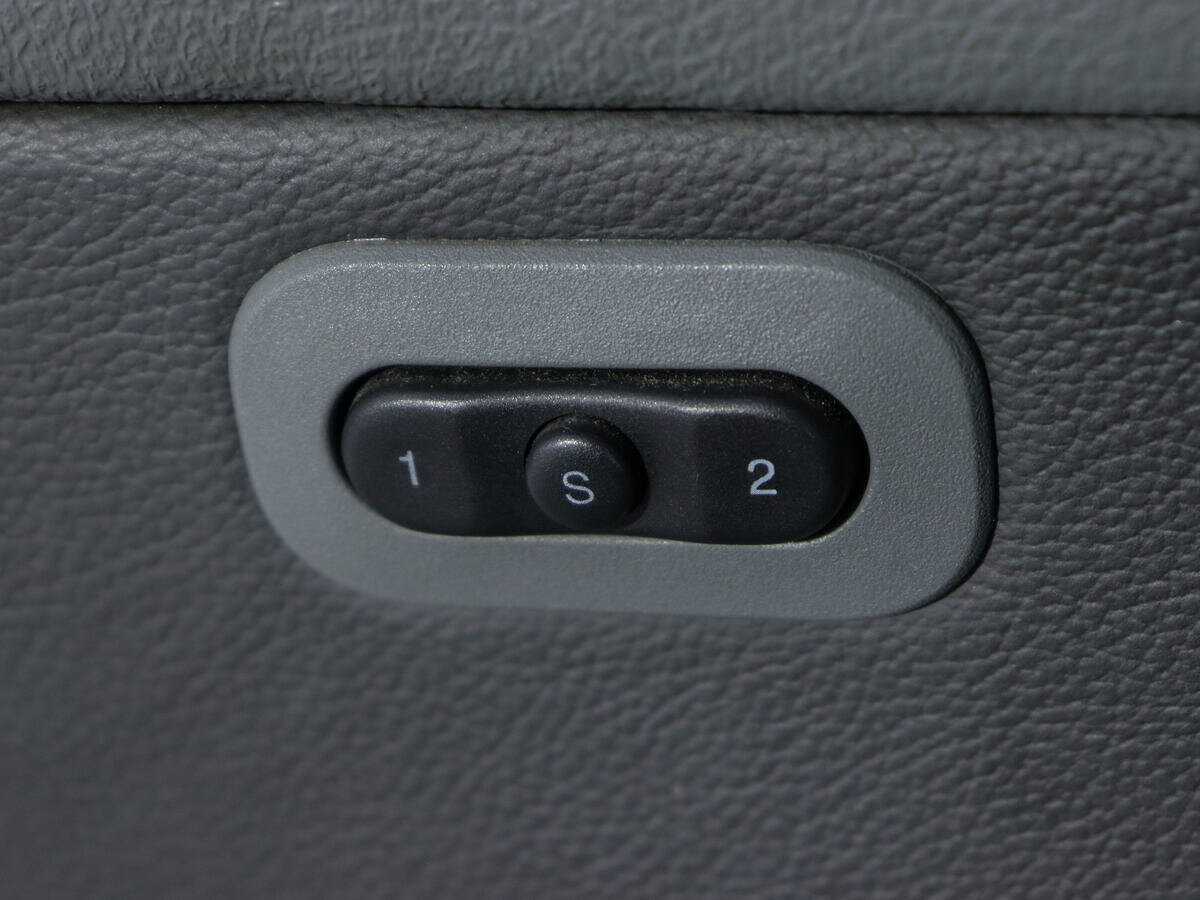 Купить Jeep Grand Cherokee с пробегом. Фото: #16