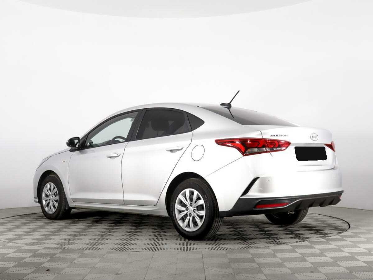 Купить Hyundai Solaris с пробегом. Фото: #5