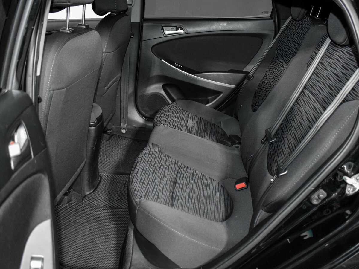 Купить Hyundai Solaris с пробегом. Фото: #10