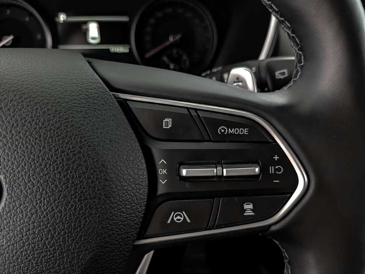 Купить Hyundai Santa Fe с пробегом. Фото: #23