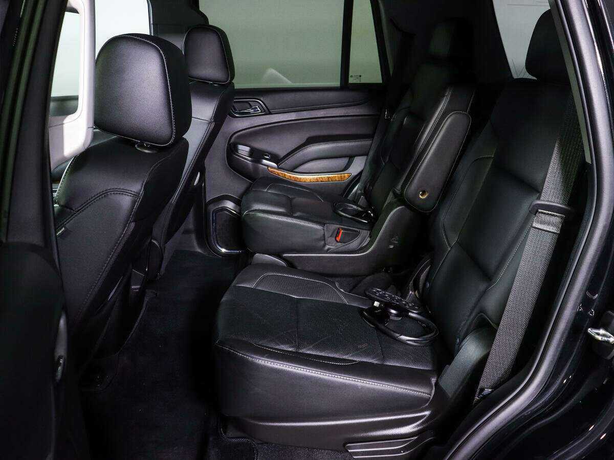Купить Chevrolet Tahoe с пробегом. Фото: #6