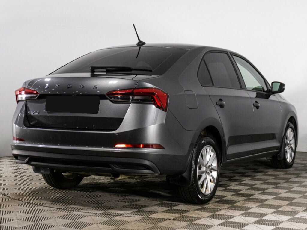Купить Skoda Rapid с пробегом. Фото: #4