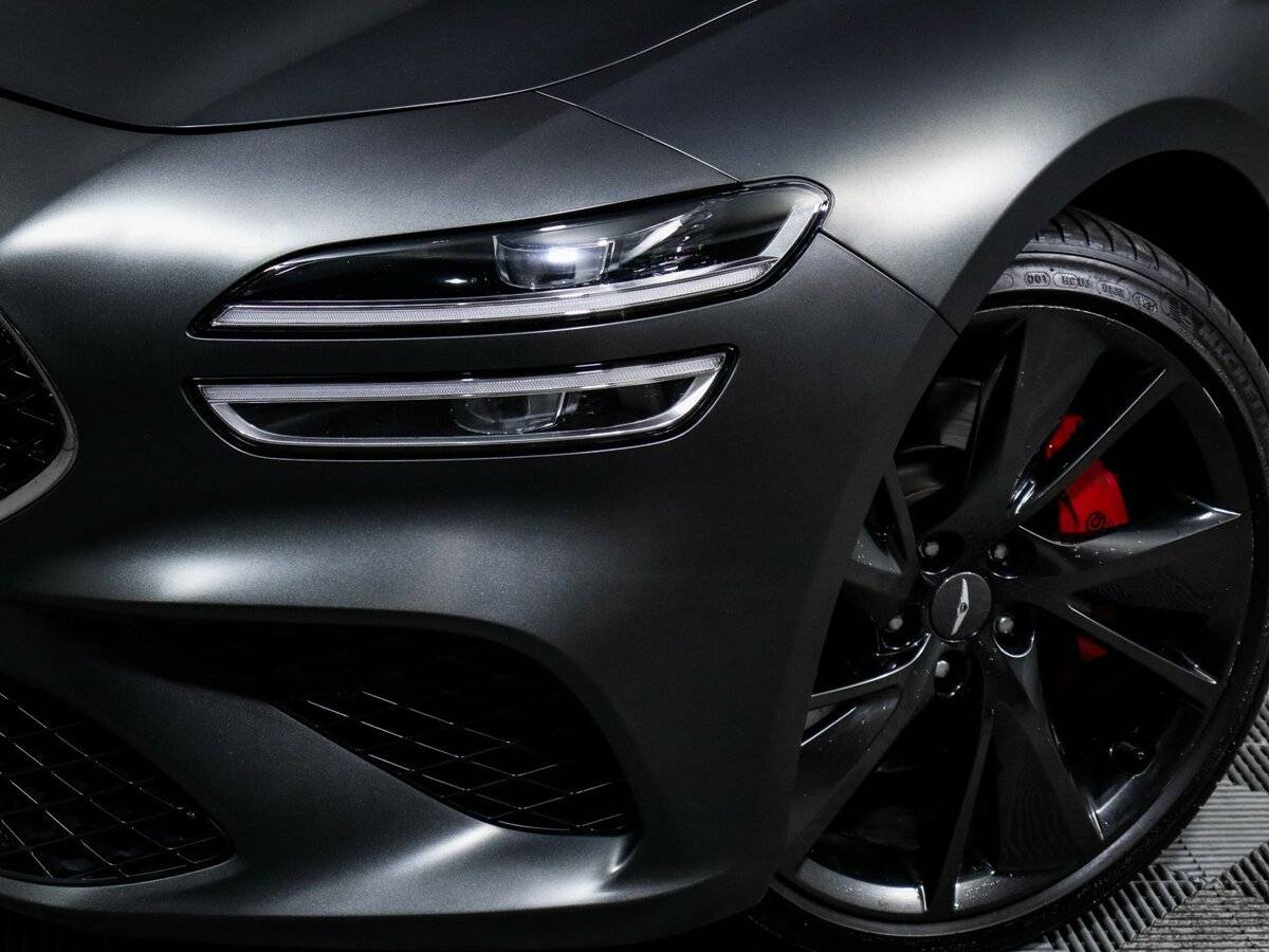 Купить Genesis G70 с пробегом. Фото: #12