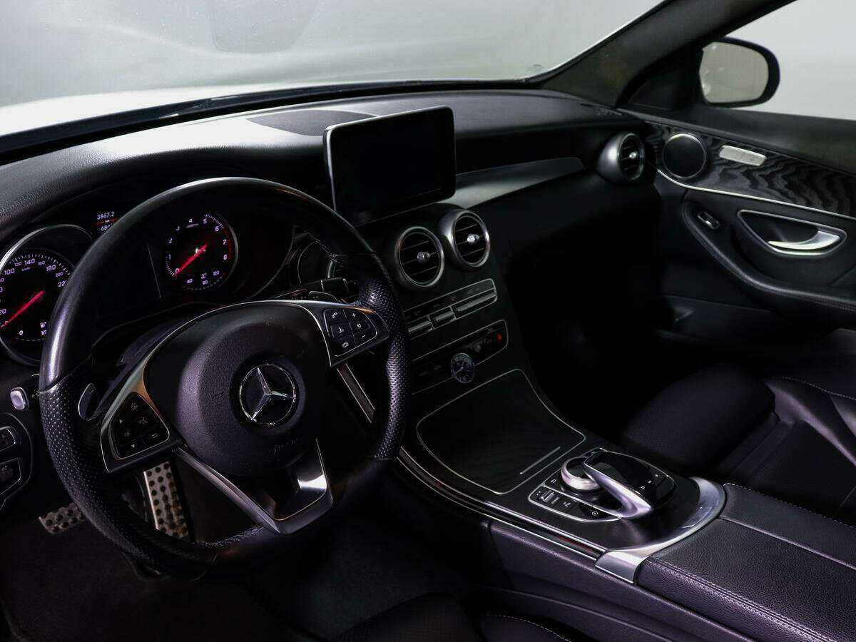 Купить Mercedes-Benz C-Класс с пробегом. Фото: #9