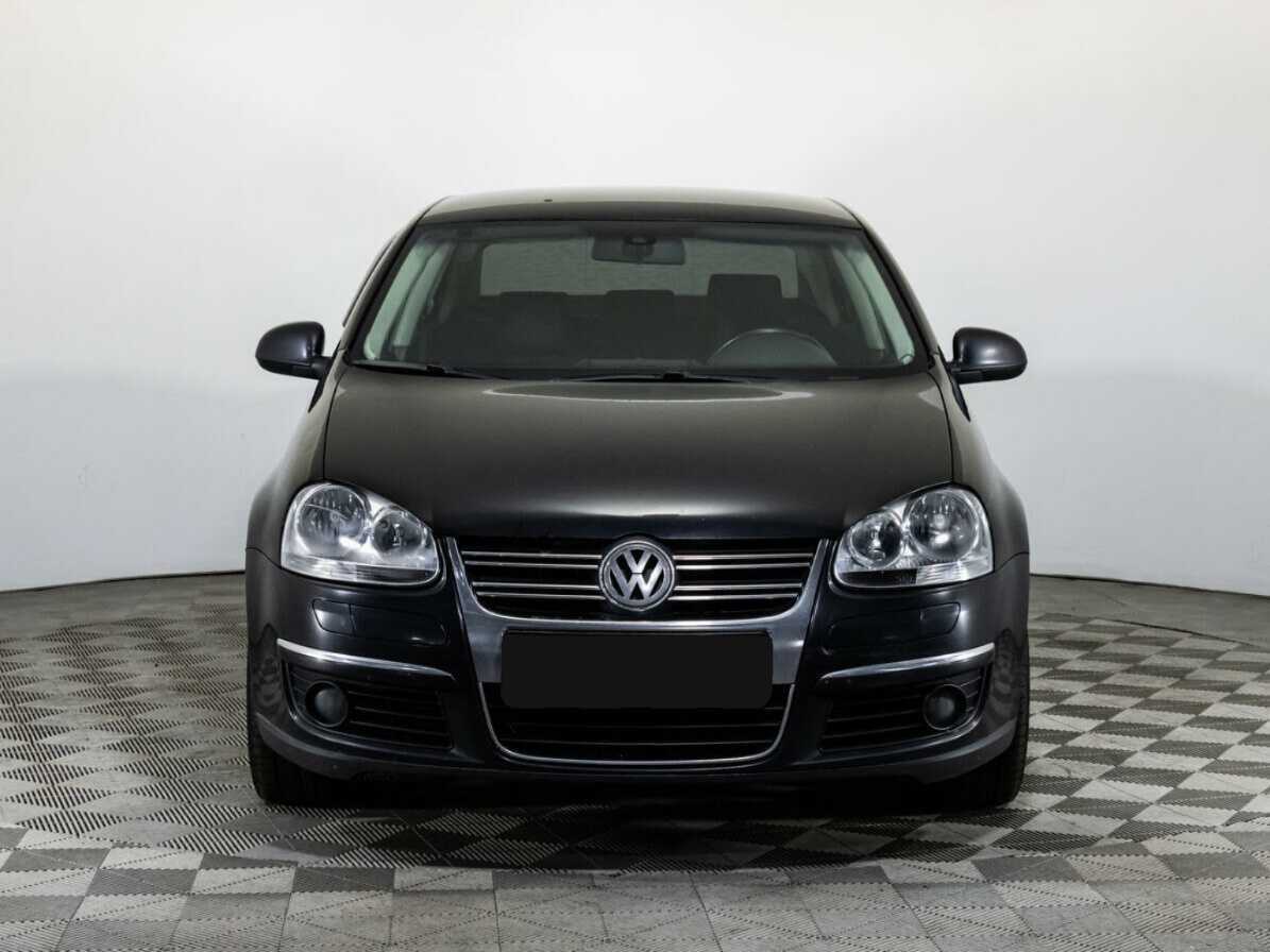 Купить Volkswagen Jetta с пробегом. Фото: #1