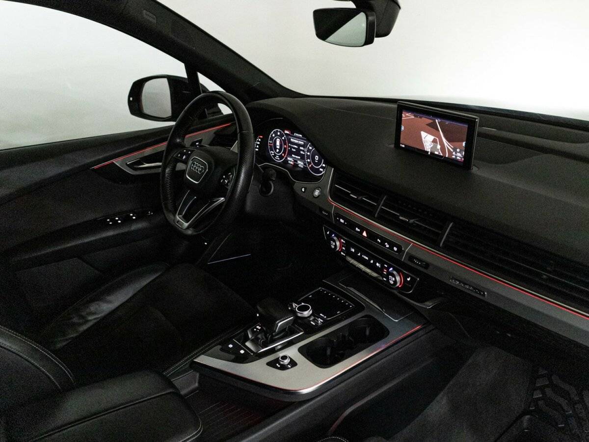 Купить Audi Q7 с пробегом. Фото: #28