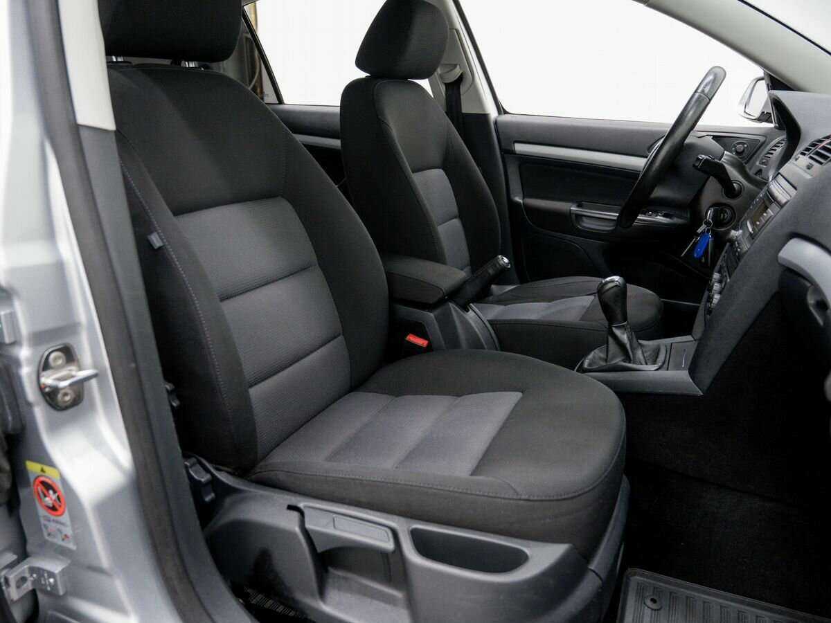 Купить Skoda Octavia с пробегом. Фото: #6