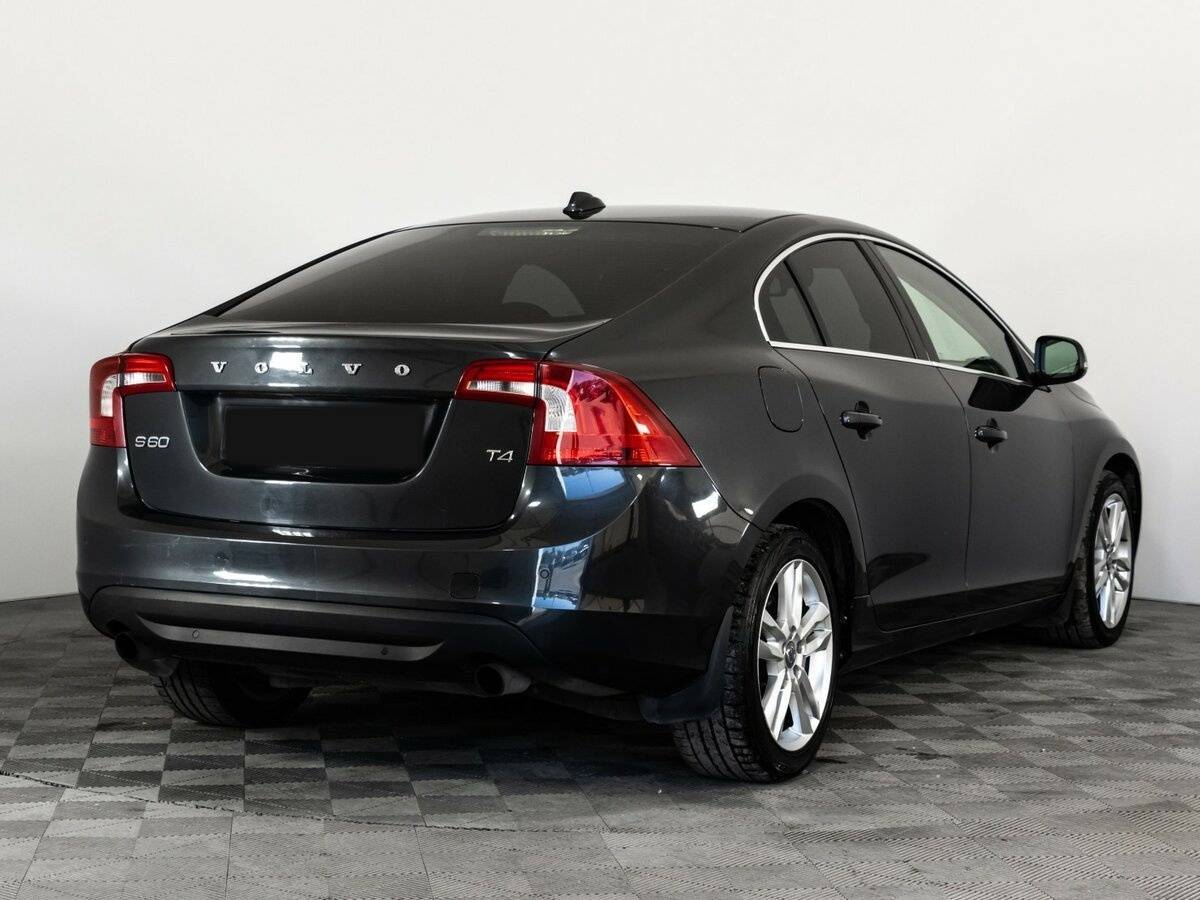 Купить Volvo S60 с пробегом. Фото: #3
