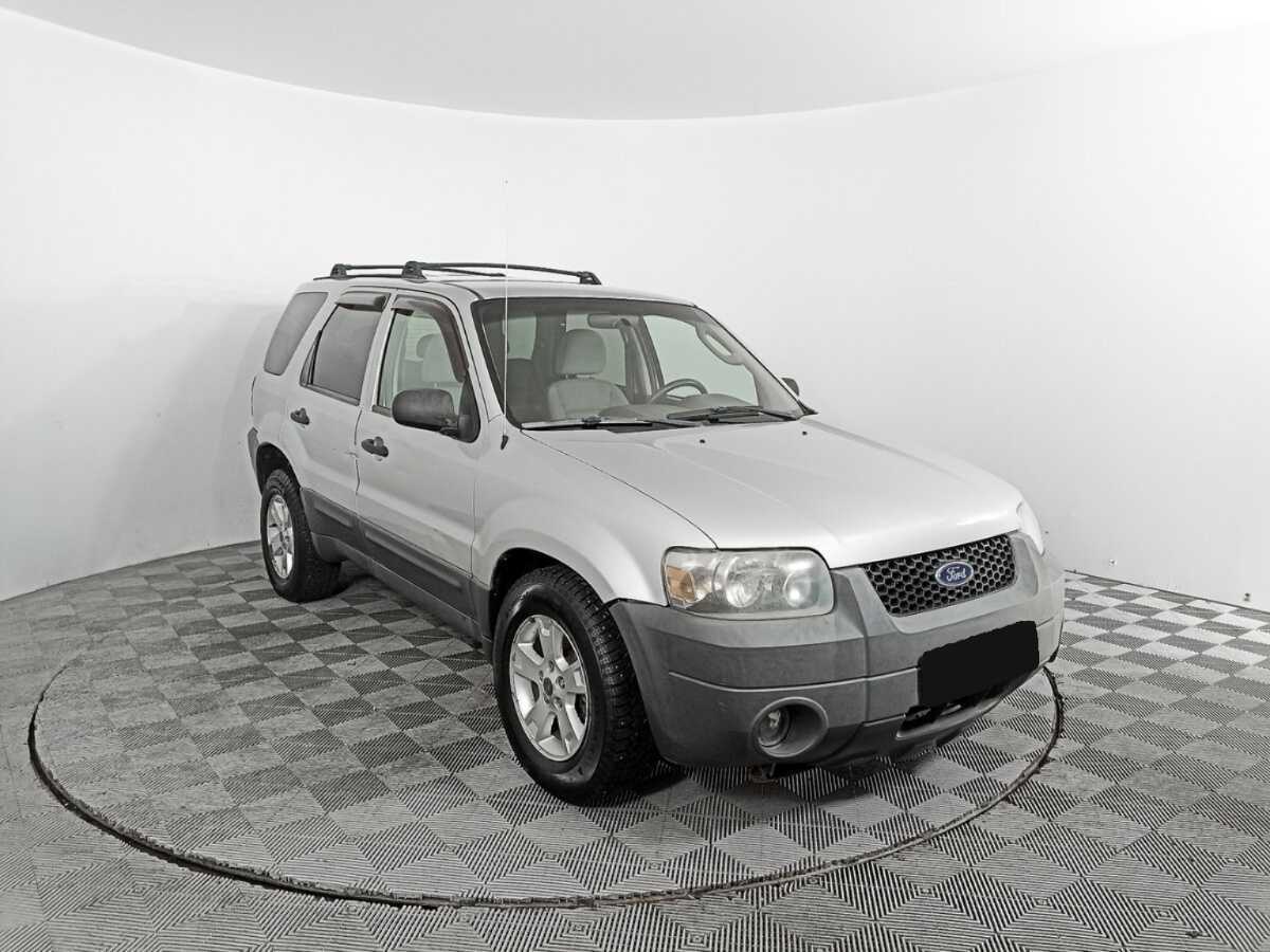 Купить Ford Escape с пробегом. Фото: #2