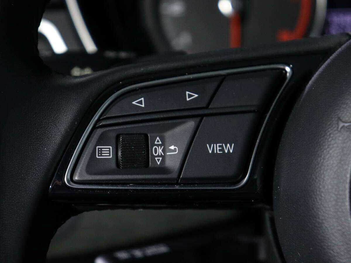Купить Audi A4 с пробегом. Фото: #18