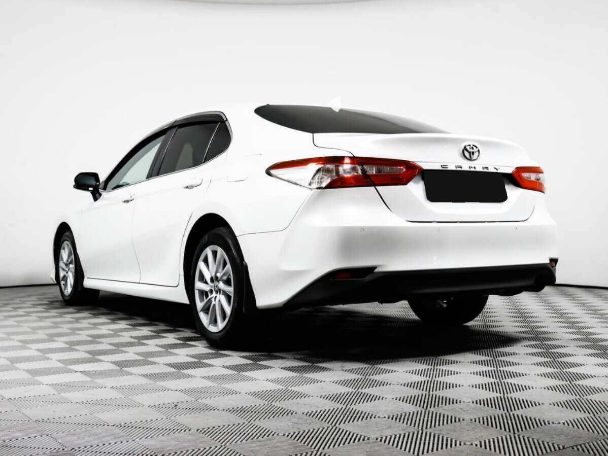 Купить Toyota Camry с пробегом. Фото: #6
