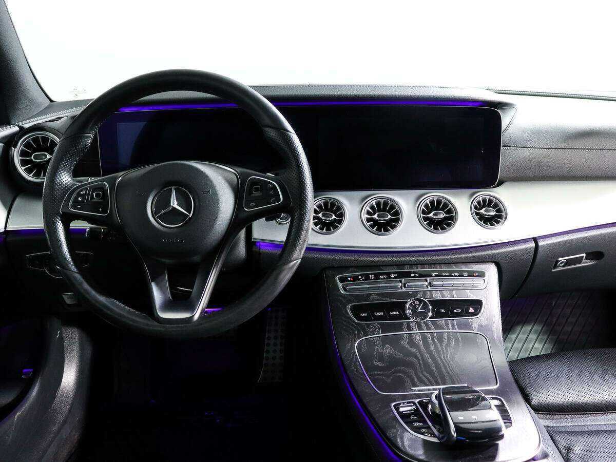 Купить Mercedes-Benz E-Класс с пробегом. Фото: #9