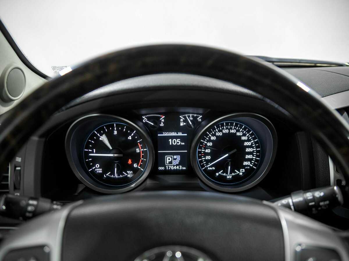 Купить Toyota Land Cruiser с пробегом. Фото: #5