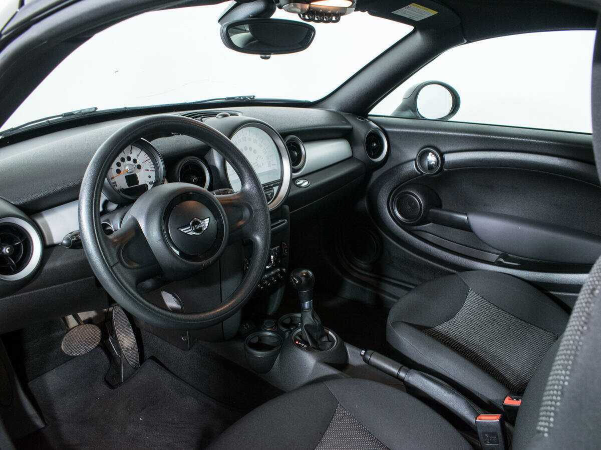Купить Mini Coupe с пробегом. Фото: #10