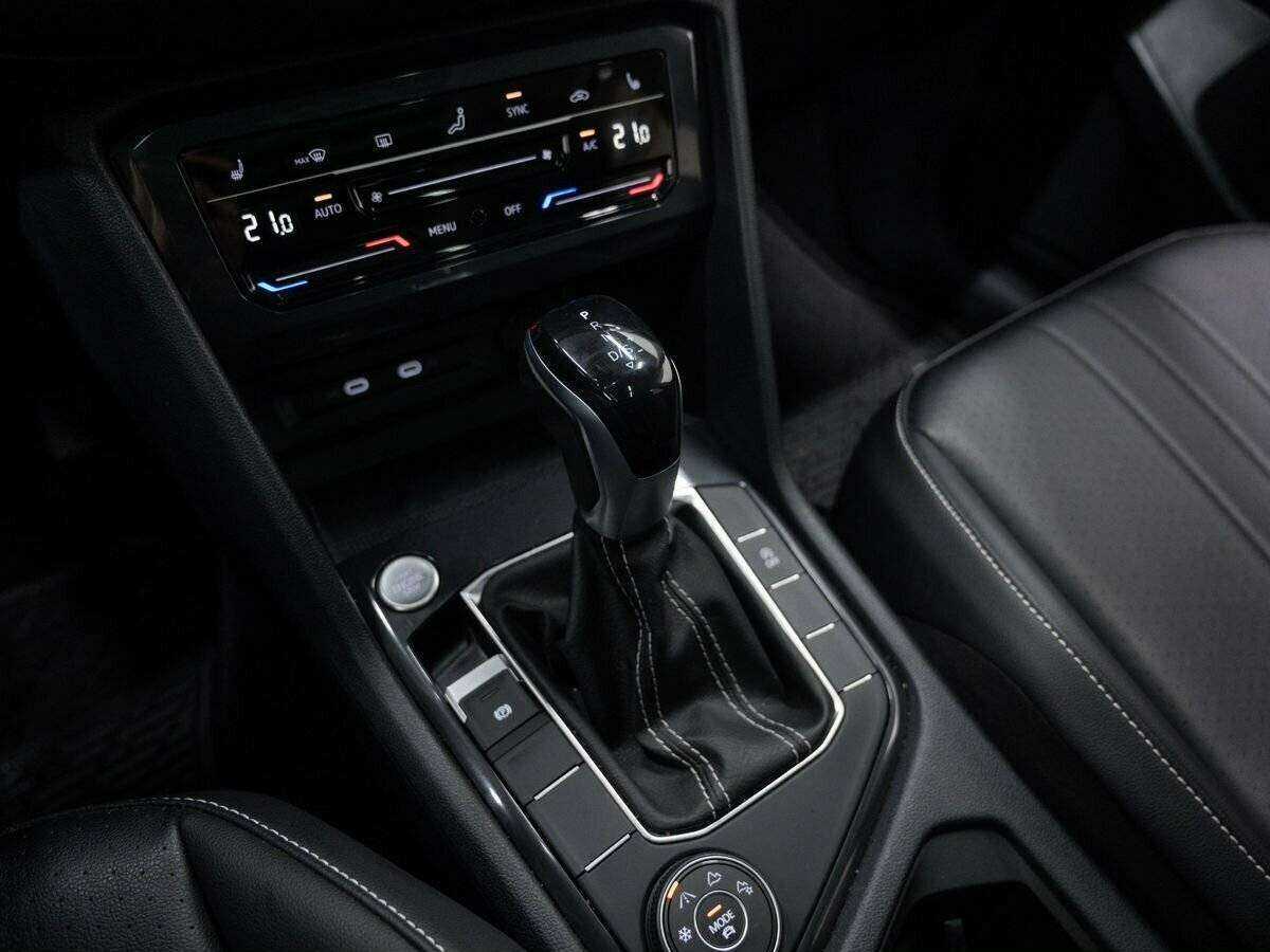 Купить Volkswagen Tiguan с пробегом. Фото: #19