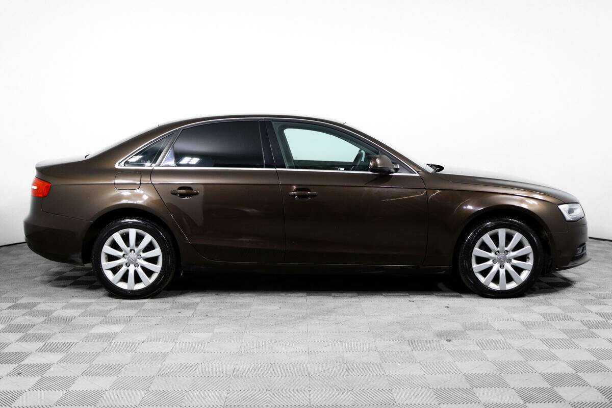 Купить Audi A4 с пробегом. Фото: #1