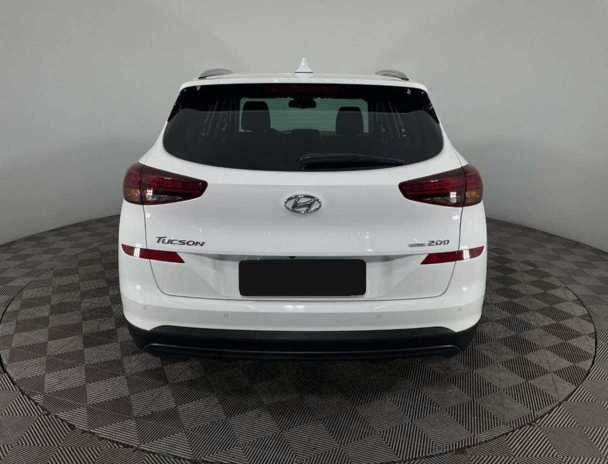 Купить Hyundai Tucson с пробегом. Фото: #2