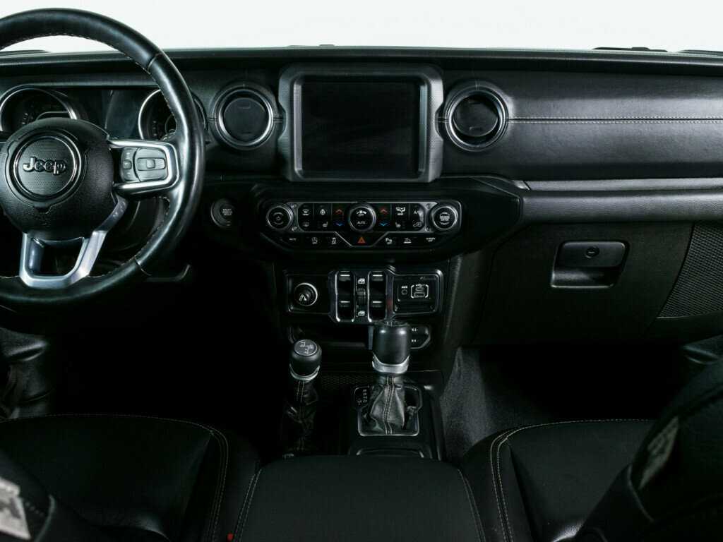 Купить Jeep Wrangler с пробегом. Фото: #8
