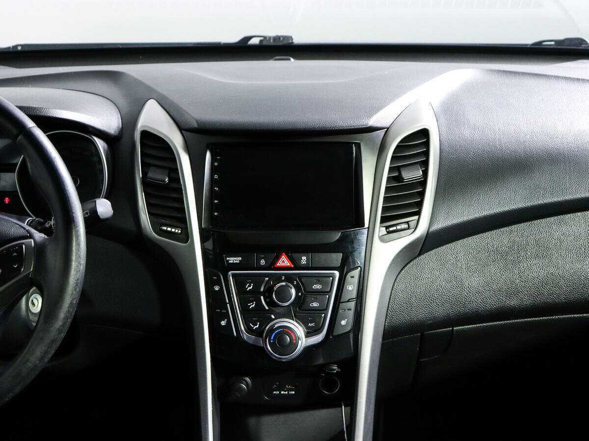 Купить Hyundai i30 с пробегом. Фото: #12