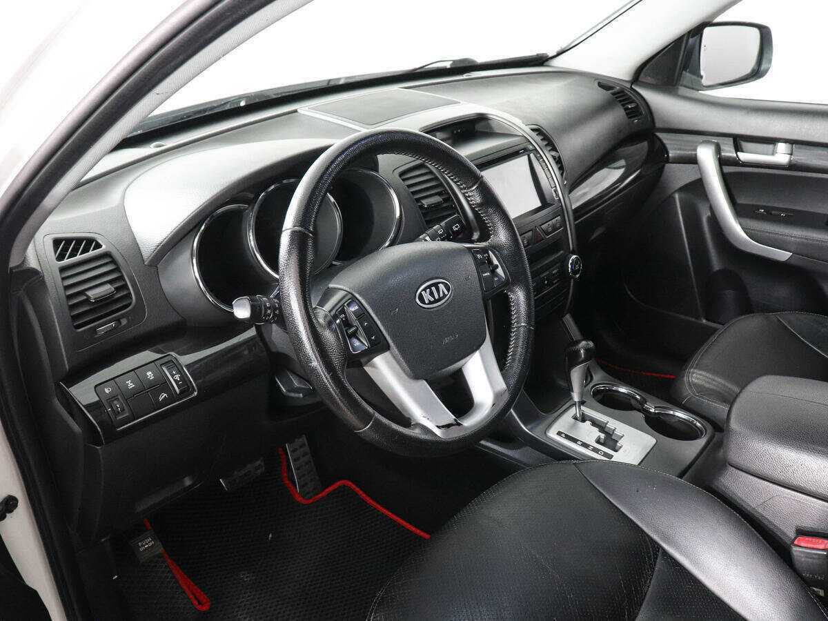 Купить Kia Sorento с пробегом. Фото: #8