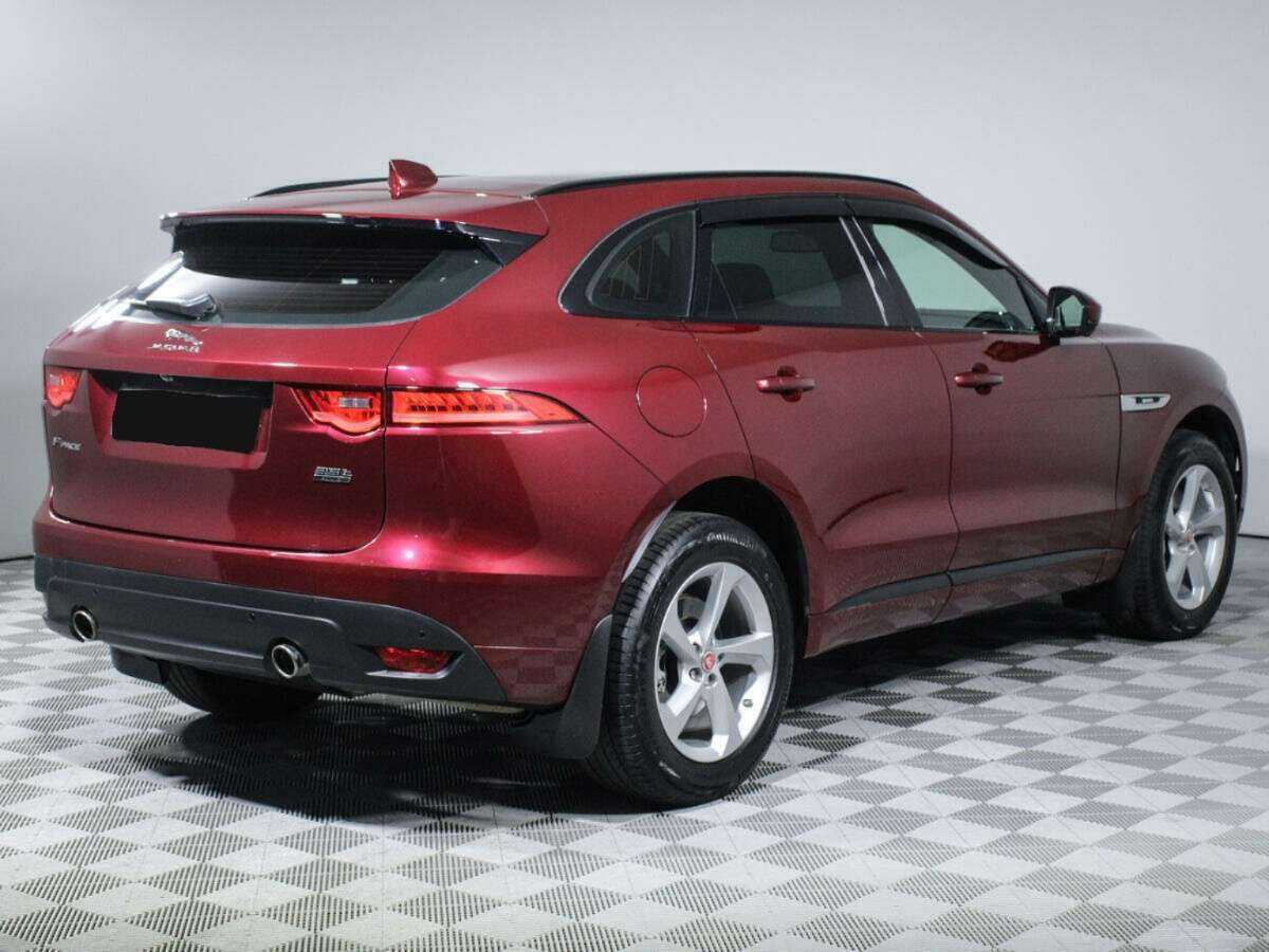 Купить Jaguar F-Pace с пробегом. Фото: #3