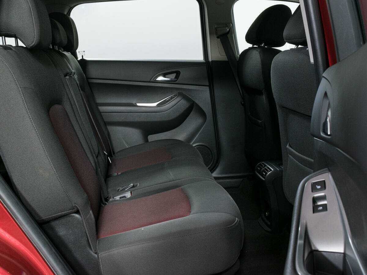 Купить Chevrolet Orlando с пробегом. Фото: #11