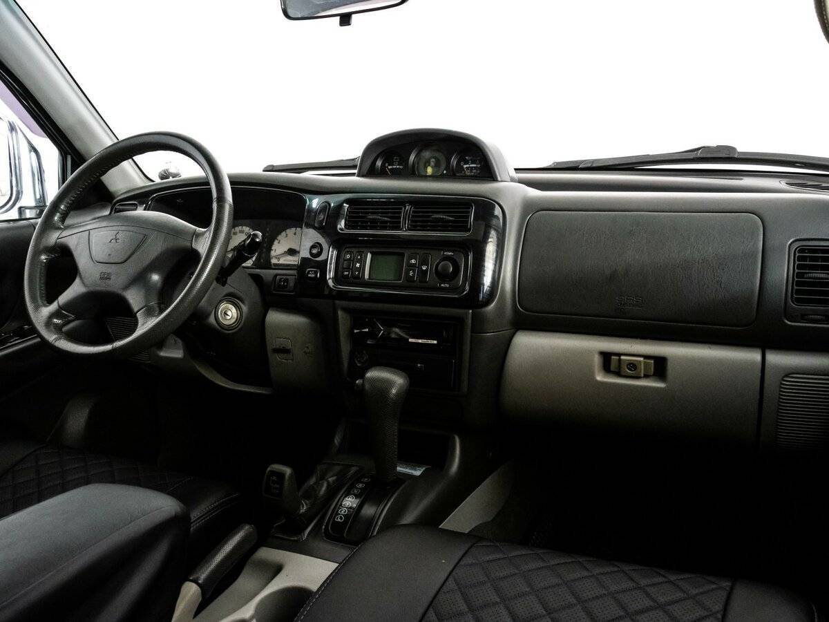 Купить Mitsubishi Pajero Sport с пробегом. Фото: #8