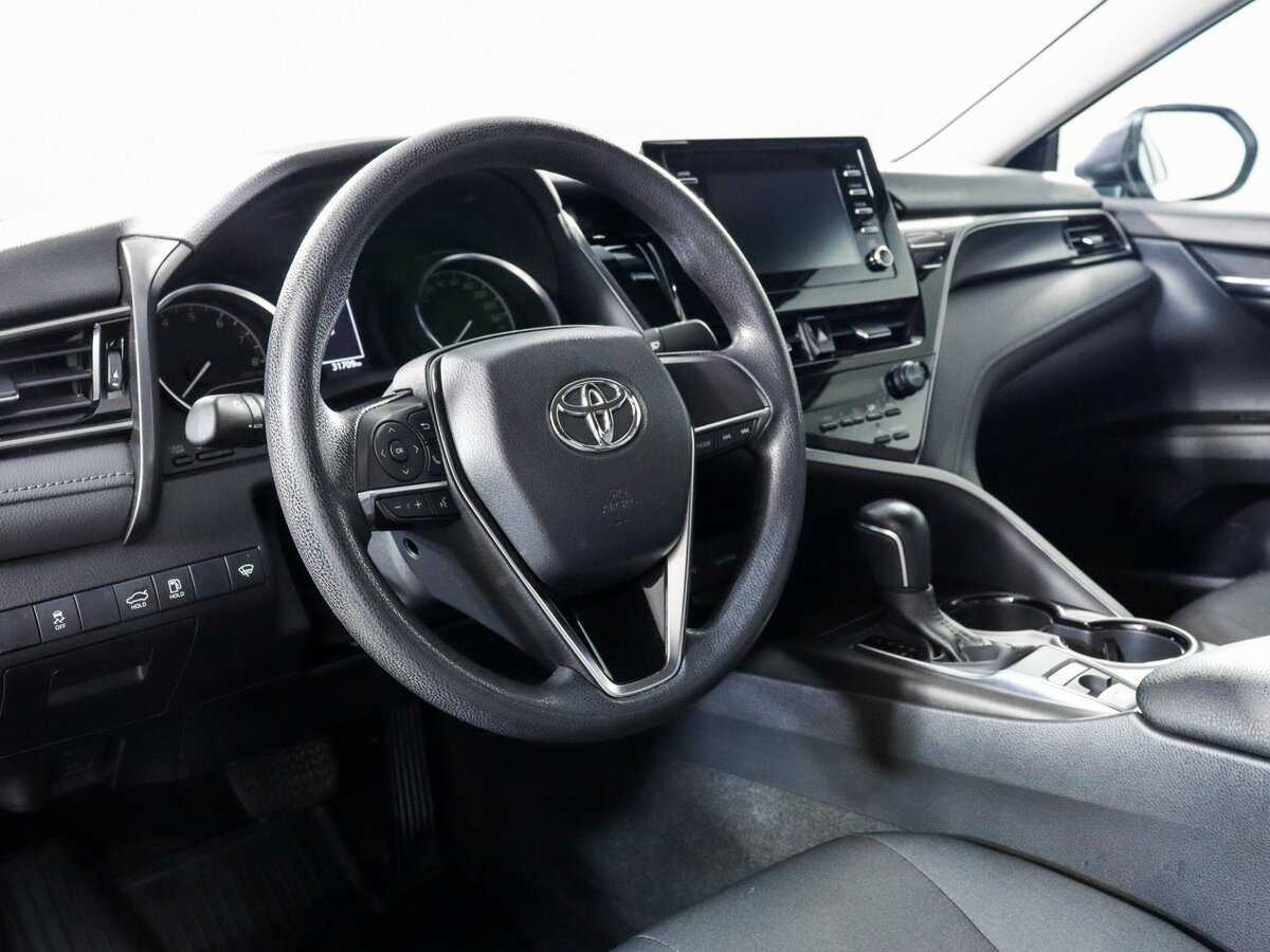 Купить Toyota Camry с пробегом. Фото: #13