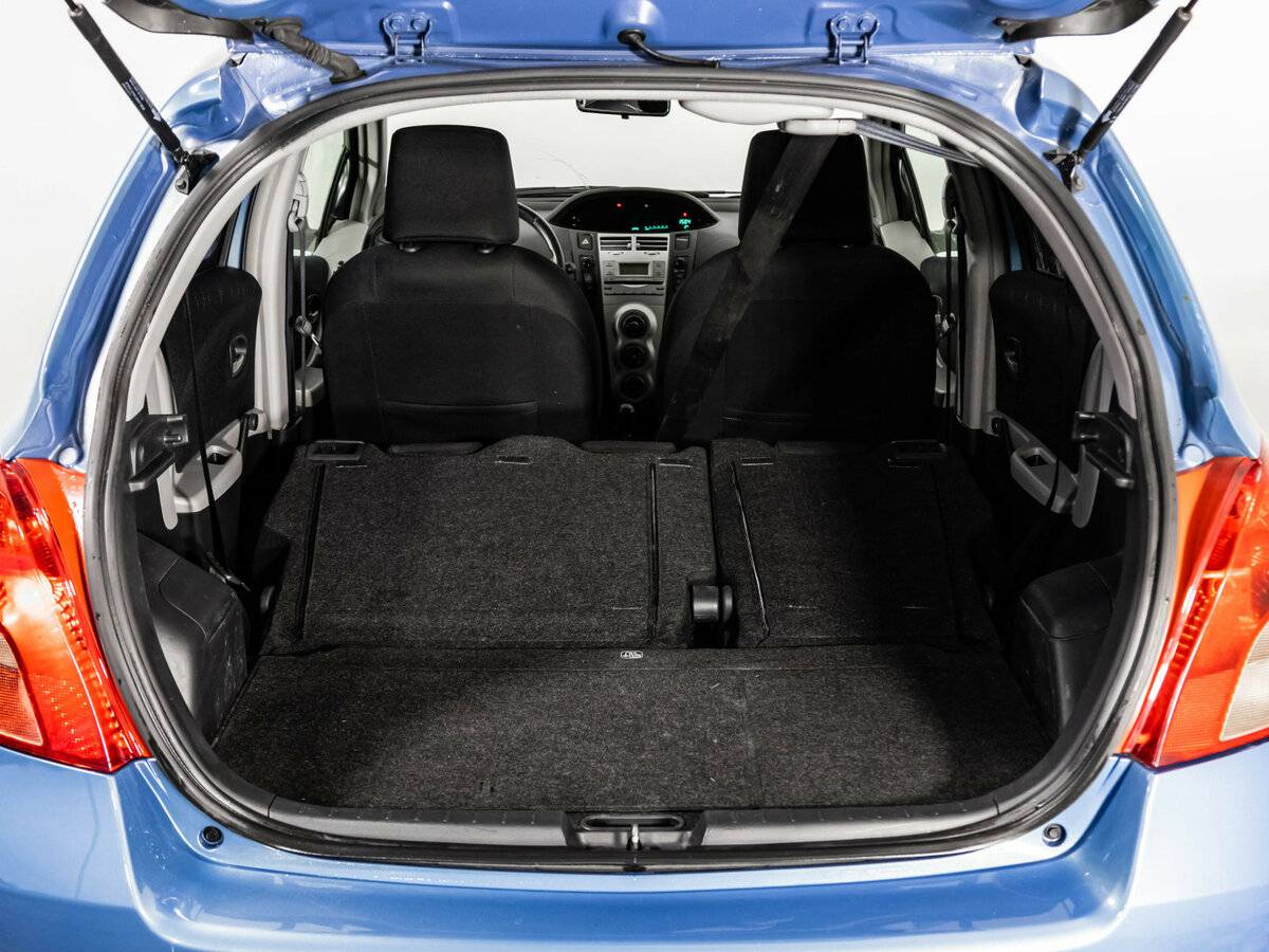 Купить Toyota Yaris с пробегом. Фото: #22