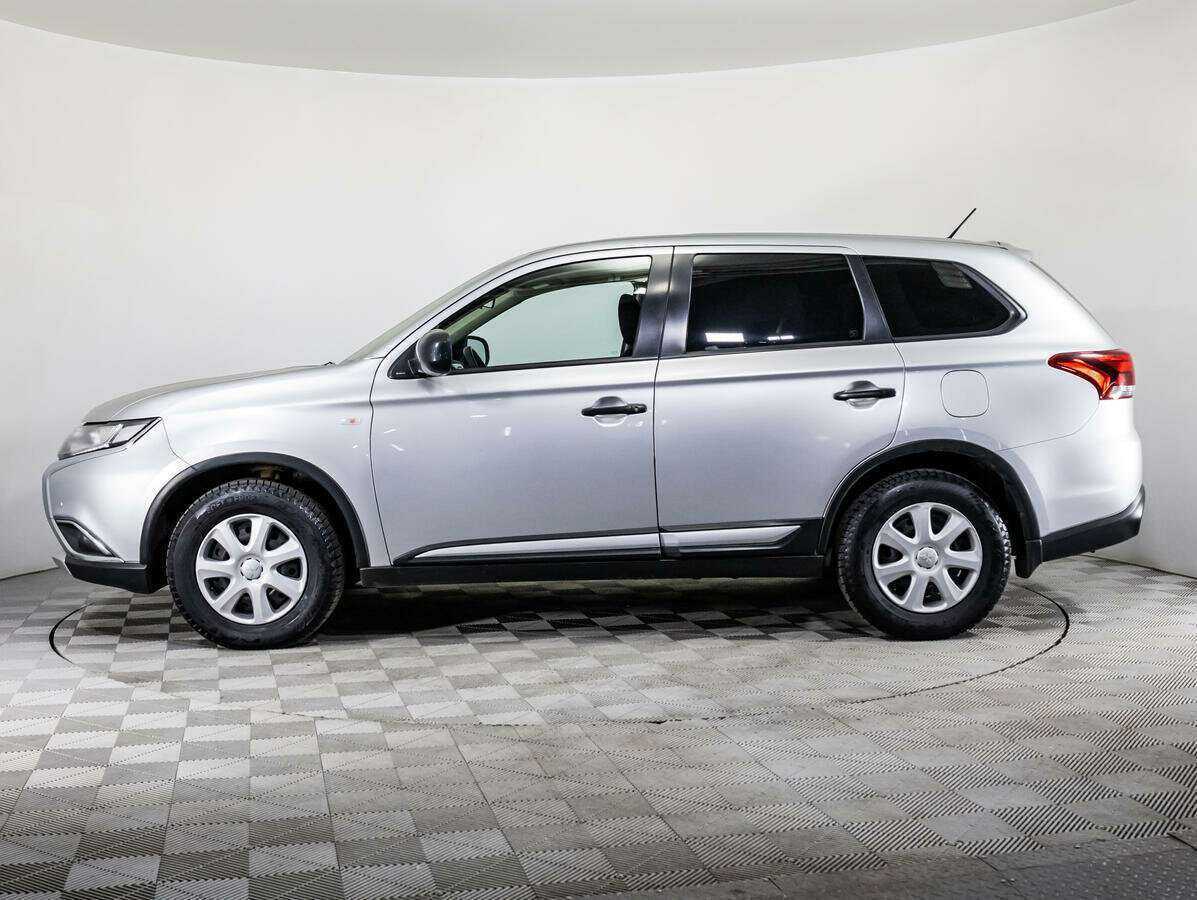 Купить Mitsubishi Outlander с пробегом. Фото: #7