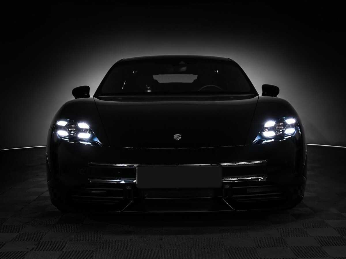 Купить Porsche Taycan с пробегом. Фото: #20