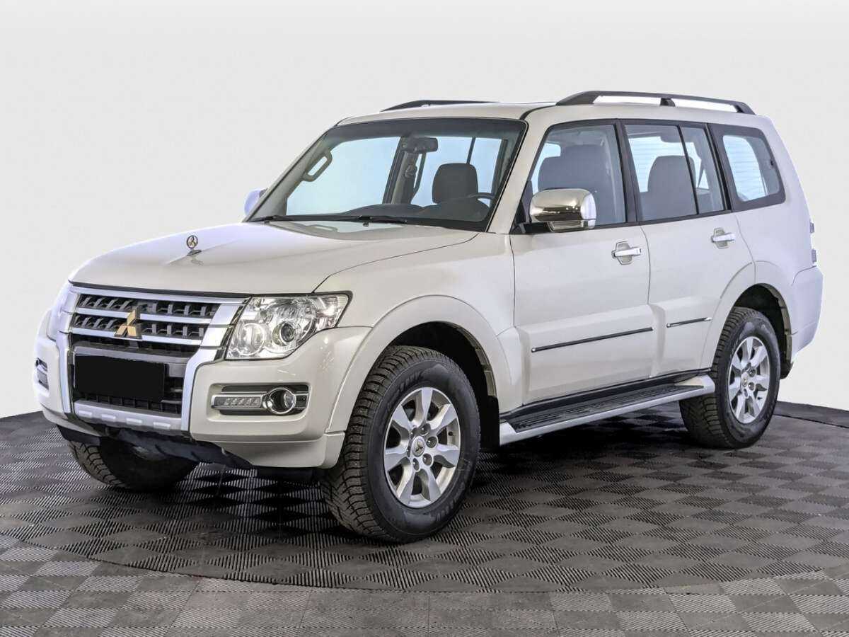 Купить Mitsubishi Pajero с пробегом. Фото: #0