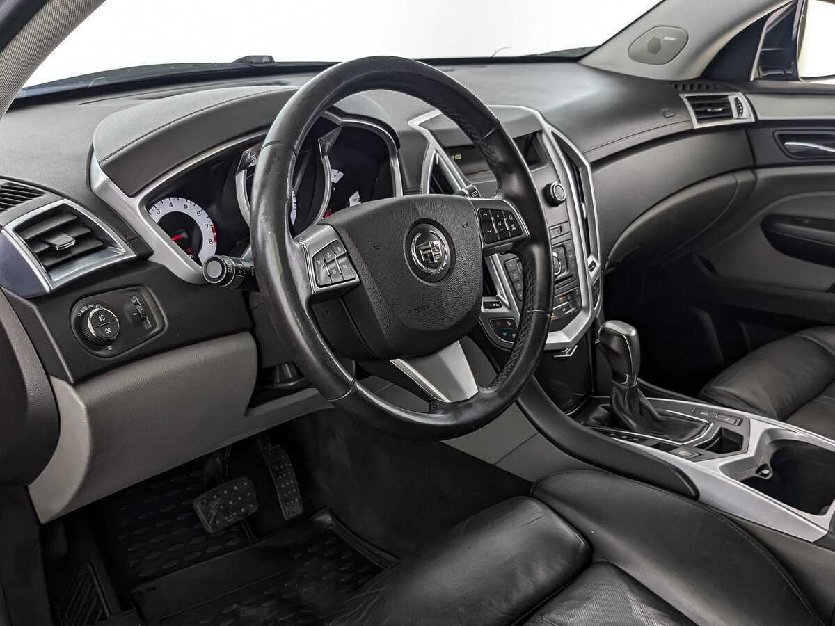 Купить Cadillac SRX с пробегом. Фото: #10