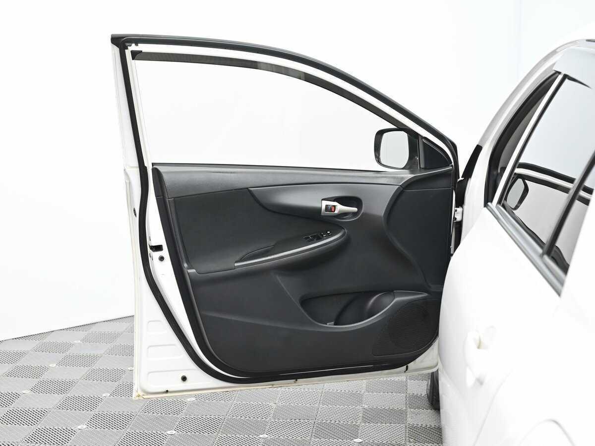Купить Toyota Corolla с пробегом. Фото: #5