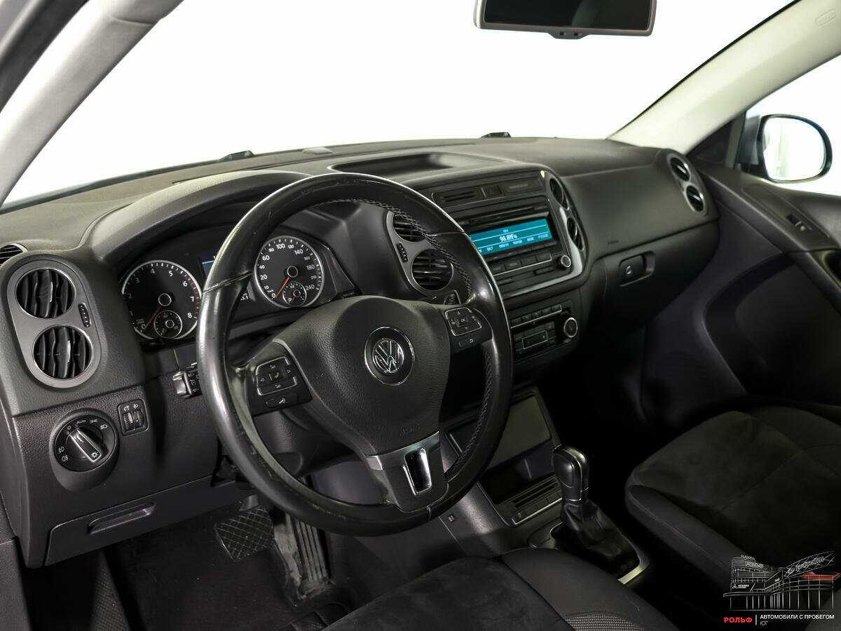 Купить Volkswagen Tiguan с пробегом. Фото: #10