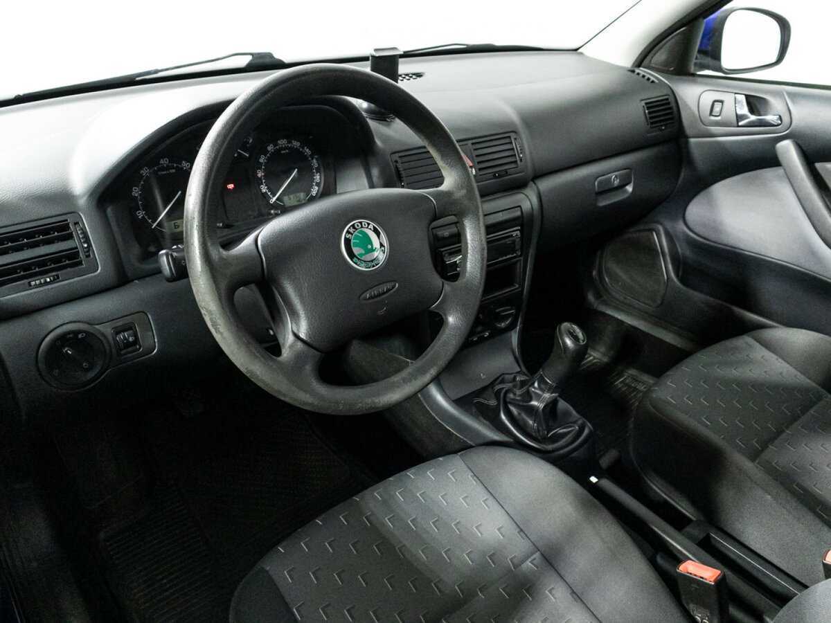 Купить Skoda Octavia с пробегом. Фото: #10