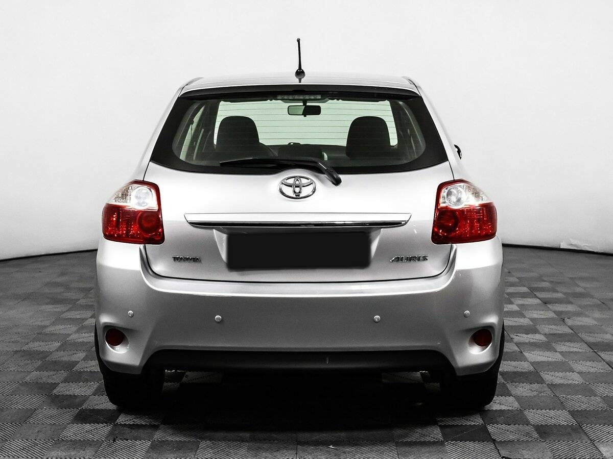 Купить Toyota Auris с пробегом. Фото: #5