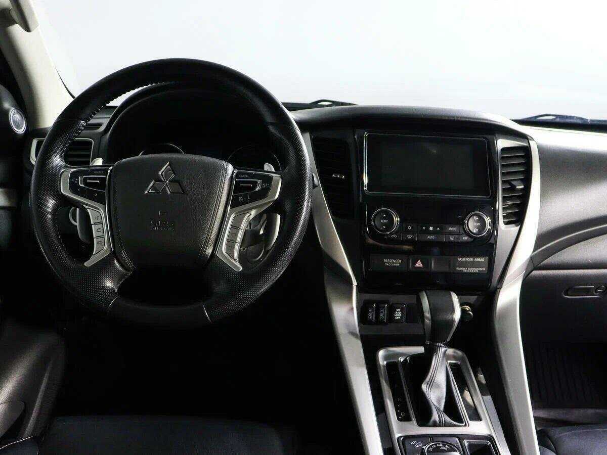 Купить Mitsubishi Pajero Sport с пробегом. Фото: #9