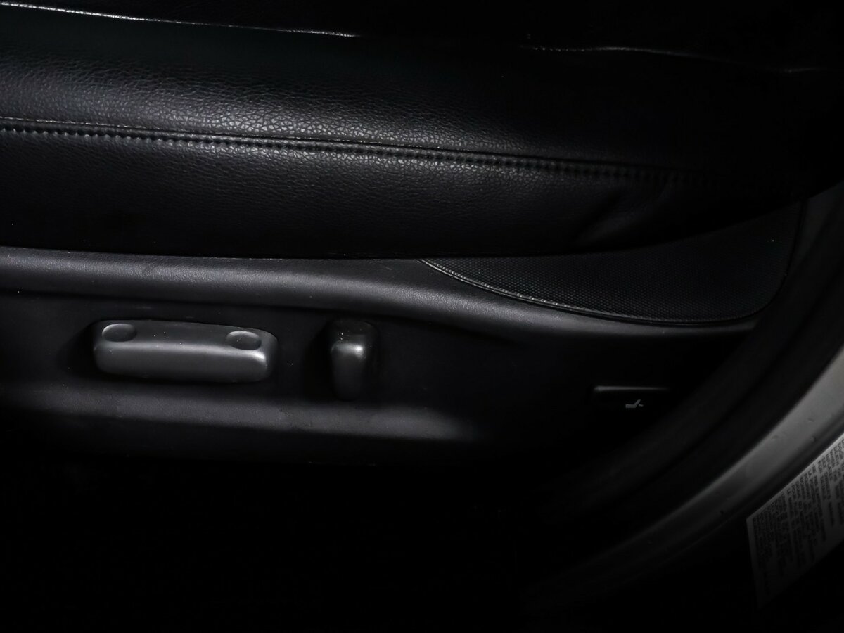 Купить Toyota Camry с пробегом. Фото: #11