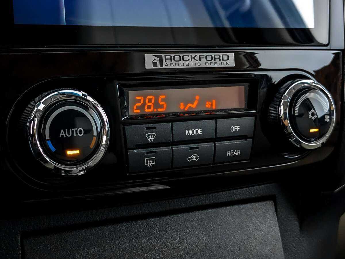 Купить Mitsubishi Pajero с пробегом. Фото: #19