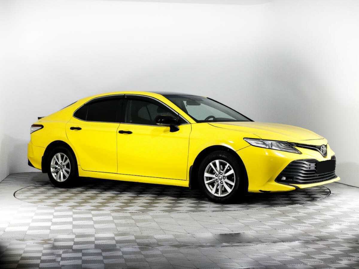 Купить Toyota Camry с пробегом. Фото: #2