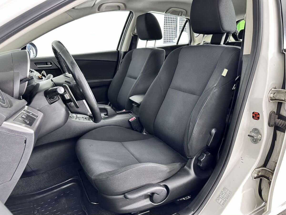 Купить Mazda 3 с пробегом. Фото: #9