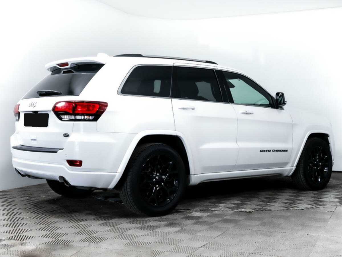 Купить Jeep Grand Cherokee с пробегом. Фото: #2