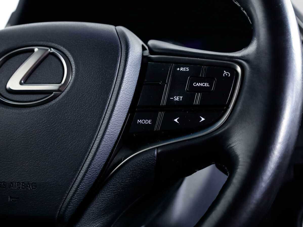 Купить Lexus ES с пробегом. Фото: #21
