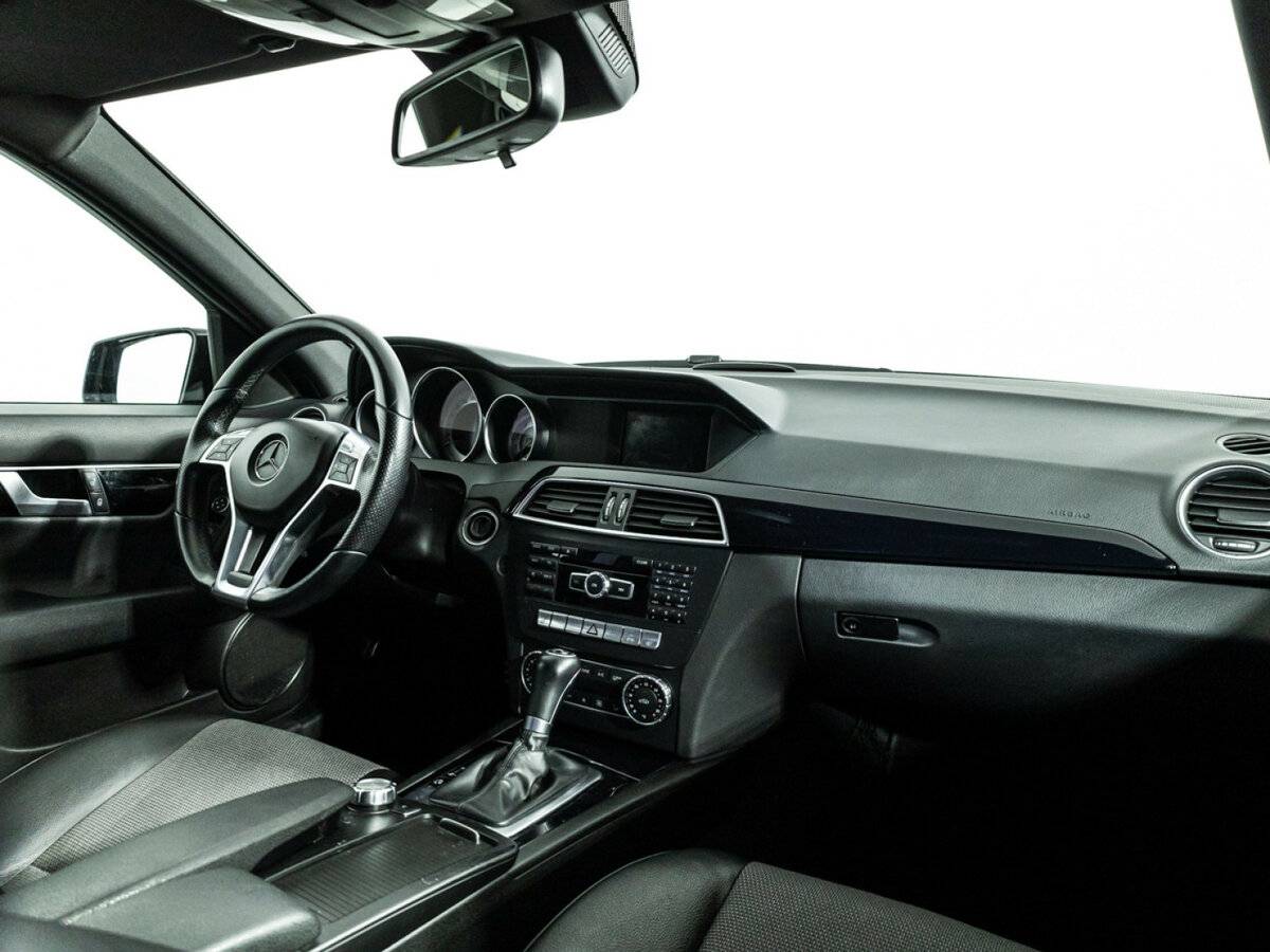 Купить Mercedes-Benz C-Класс с пробегом. Фото: #6