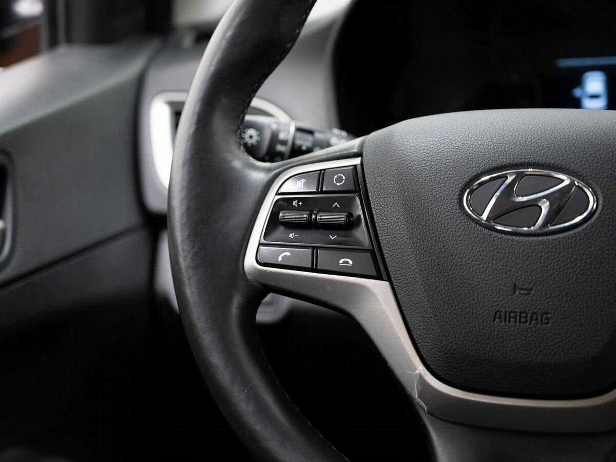 Купить Hyundai Solaris с пробегом. Фото: #14