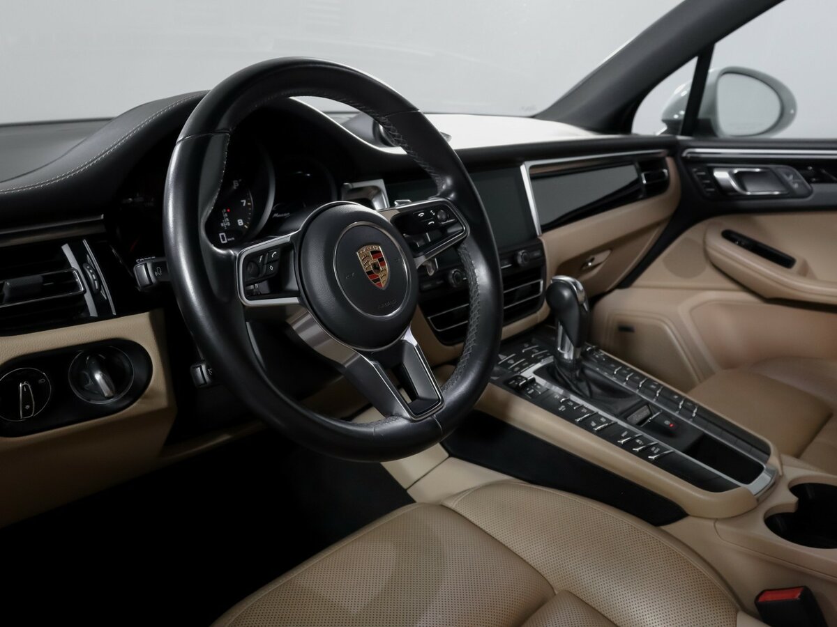 Купить Porsche Macan с пробегом. Фото: #12