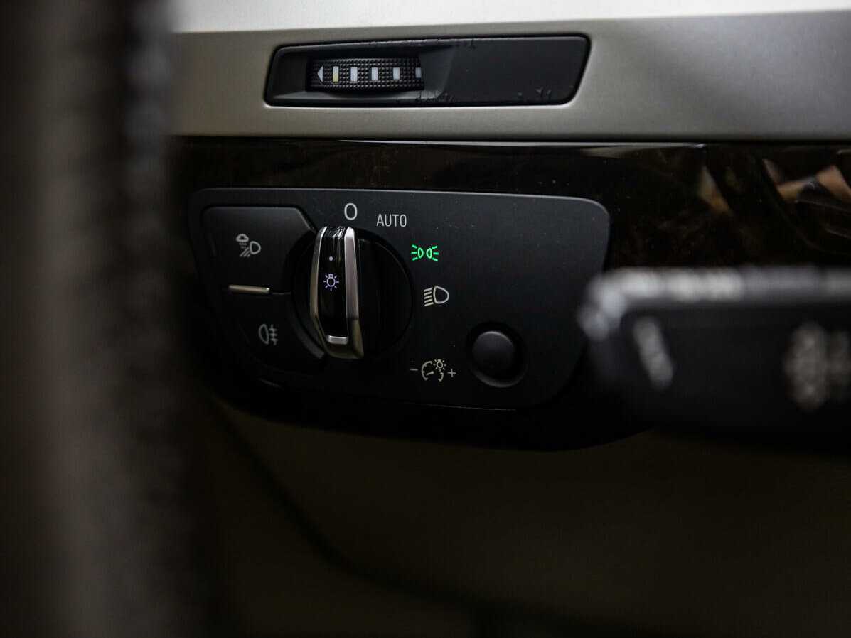 Купить Audi Q7 с пробегом. Фото: #18