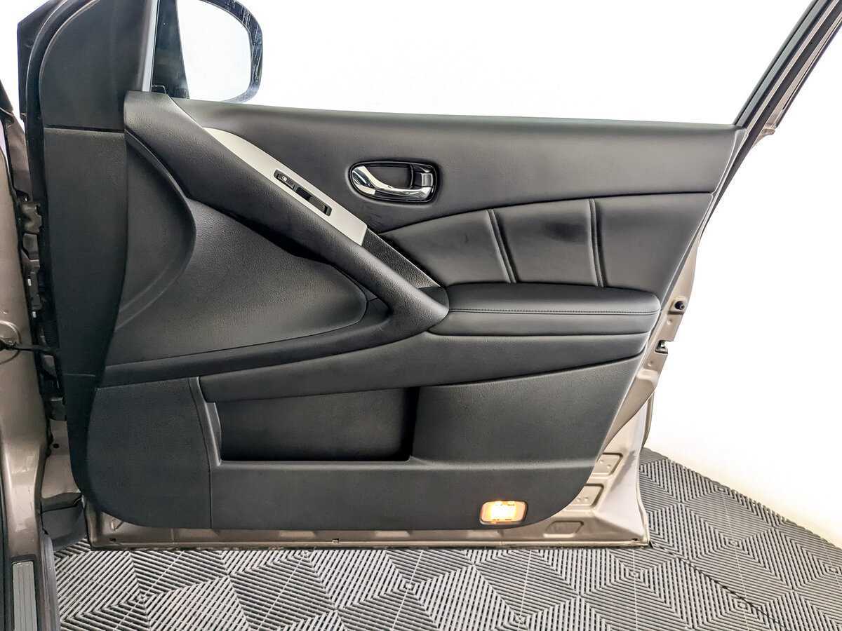 Купить Nissan Murano с пробегом. Фото: #18