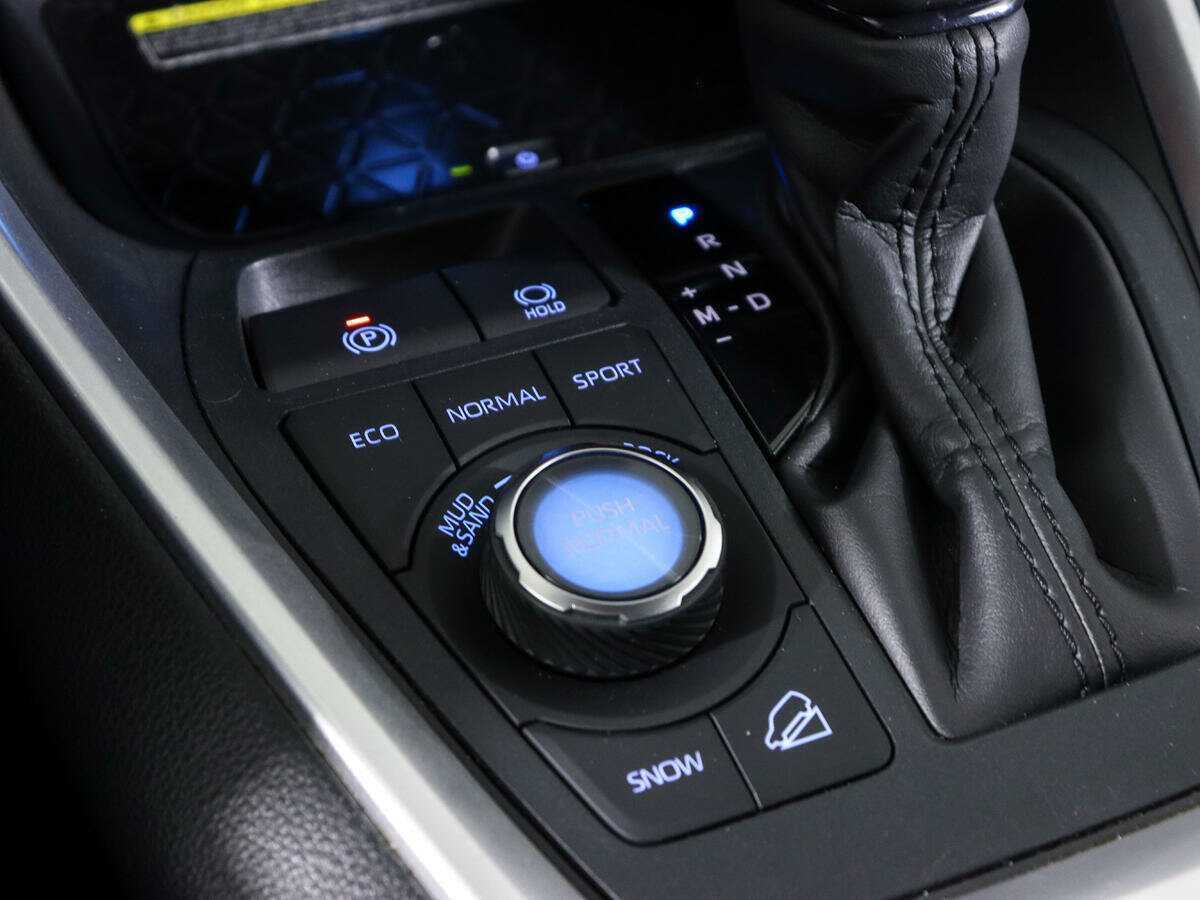 Купить Toyota RAV4 с пробегом. Фото: #26